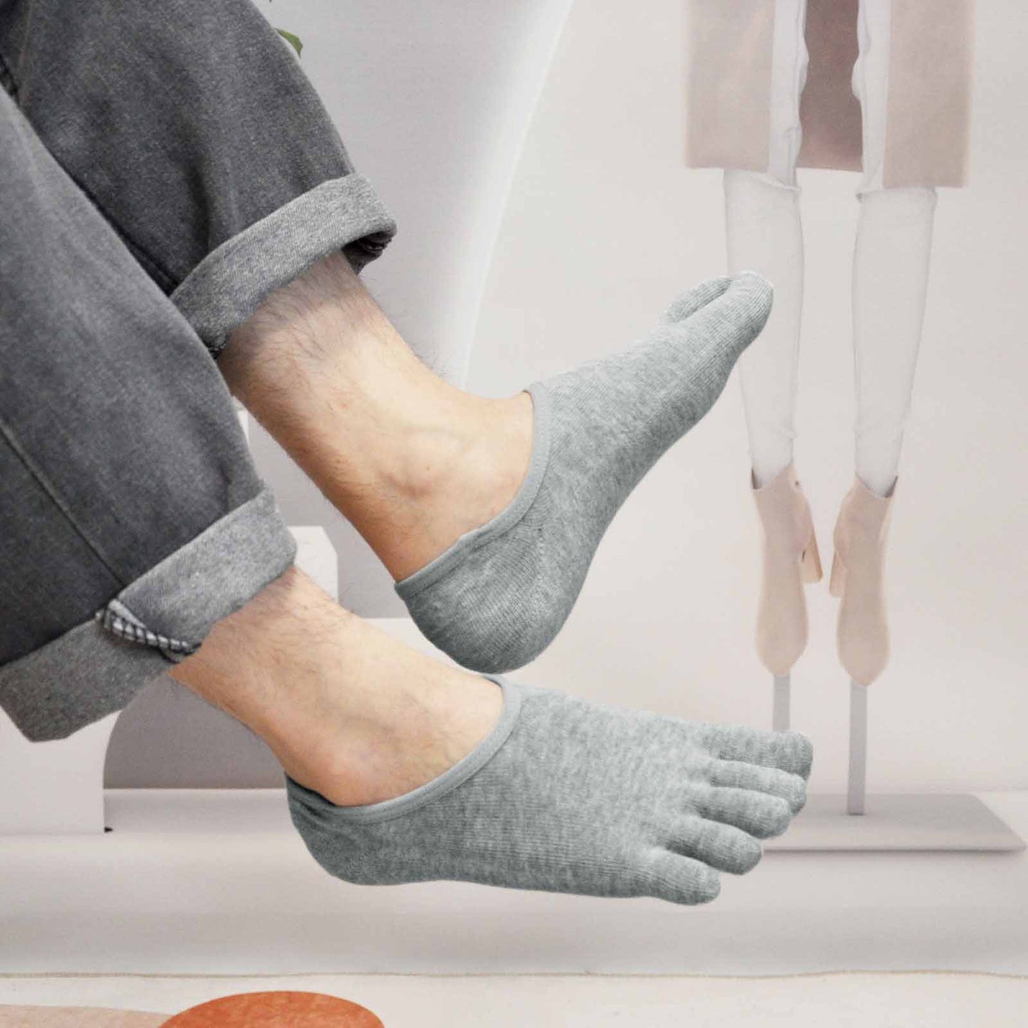 LOFIR MT3204-BK ZBU WH GY-4 Pack toe socks